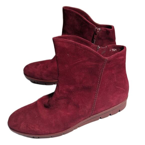 Sesto Meucci Burgundy Red Suede Flat Sole Minimalist Ankle Boots Sz 9.5 - Picture 7 of 7